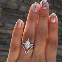 Load image into Gallery viewer, Manufacturer wholesale six claw silver gold ring Austria crystal zircon ring Christmas gift for women wedding jewelry rings
