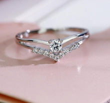 Load image into Gallery viewer, Manufacturer wholesale six claw silver gold ring Austria crystal zircon ring Christmas gift for women wedding jewelry rings