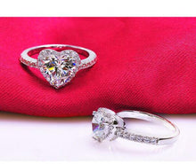 Load image into Gallery viewer, Manufacturer wholesale six claw silver gold ring Austria crystal zircon ring Christmas gift for women wedding jewelry rings