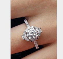 Load image into Gallery viewer, Manufacturer wholesale six claw silver gold ring Austria crystal zircon ring Christmas gift for women wedding jewelry rings