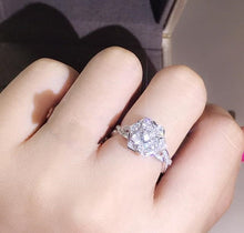 Load image into Gallery viewer, Manufacturer wholesale six claw silver gold ring Austria crystal zircon ring Christmas gift for women wedding jewelry rings