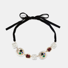 Load image into Gallery viewer, Girlgo 2019 ZA Metal Embossed Chokers Necklace For Women Christmas Jewelry Bohemia Resin Connect Necklace Porm Collar Accessory