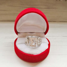 Load image into Gallery viewer, Top quality Cubic zirconia Delta Sigma Theta custom  Sorority Dst letter Finger Ring  Jewelry With box