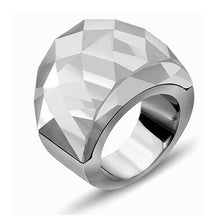 Load image into Gallery viewer, Fashion Women Luxury Brand Crystal Jewelry Ring 316L Stainless Steel White and Black Transparent Cut Crystal Ring
