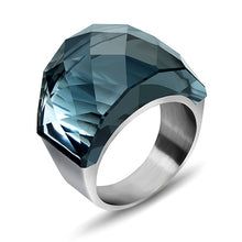 Load image into Gallery viewer, Fashion Women Luxury Brand Crystal Jewelry Ring 316L Stainless Steel White and Black Transparent Cut Crystal Ring