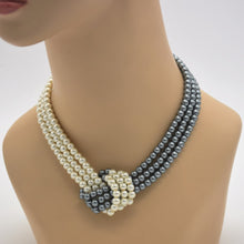 Load image into Gallery viewer, Women's fashion necklaces, three grey pearls and three white pearls are the best gifts for New Year