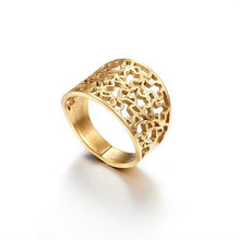 Load image into Gallery viewer, Titanium steel bear hollowed ring stainless steel bear ring new product first cub jewelry